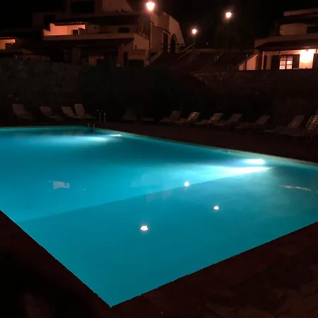 Poggiodinocola - Casanocolino Agriturismo Appartments Tuscany Riparbella