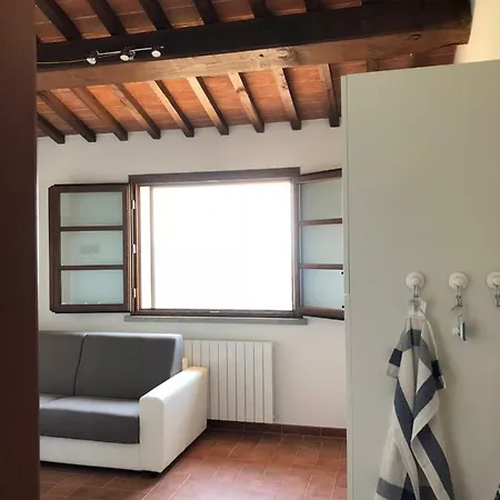 Poggiodinocola - Casanocolino Agriturismo Appartments Tuscany Riparbella